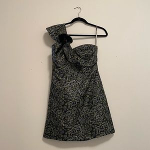 ML Monique Lhuillier Floral One Shoulder Dress